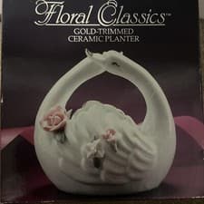 Image of Gold Trimmed Ceramic Planter