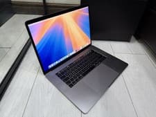 Image of Apple MacBook Pro Retina 15.4” 2018 512GB SSD 16GB Ram 2.6GHz 6-Core i7 Pro 560X