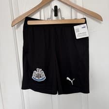 Image of Newcastle United 2018-2019 Home Shorts Age 11-12 Years New With Tags (B287)