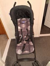 Image of Chicco London Stroller with Footmuff and Rain Cover