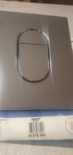 Image of Grohe Arena Cosmopolitan Chrome Flush Plate