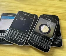 Image of NEW BlackBerry Classic Q20 SQC100 AT&T UNLOCKED GSM 4G LTE QWERTY Smartphone