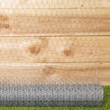 Image of 10m x 90cm x 25mm Galvanised Steel Chicken Garden Wire Netting / Fencing