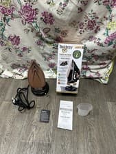 Image of Beldray Cordless Steam Iron 2 in 1, 360° Charging Base, 2600 W - Rose Gold