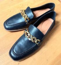 Image of Clarks Women's Loafers Size 4D