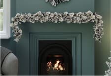 Image of Pre-Lit Snowy Red Berry and Pinecone Garland - grade B return RRP £26.99