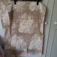 Image of Catherine Lansfield Cotton /velour 50x85cm Hand Towels beige colour pk of 2