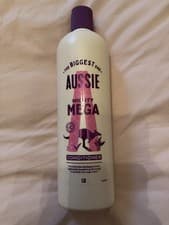 Image of Aussie Mighty Mega Conditioner. The Big One. 470ml. Nee.