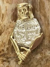 Image of ATOCHA Design Coin 1600-1700 Skull Pirate Sword Gold Plated Treasure Jewelry
