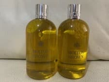 Image of Molton Brown 2 x 300ml Bushukan Bath & Shower Gel NEW