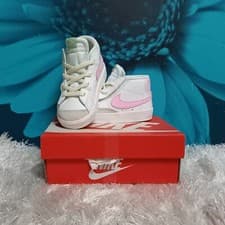 Image of Nike Blazer Mid '77 Toddler's Trainers in White/Pink, Baby's UK 7.5 US 8 EU 25