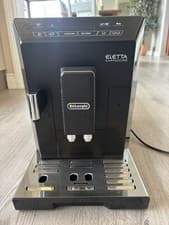Image of De'Longhi ECAM 44.660.B 2 cups bean to cup coffee maker - black