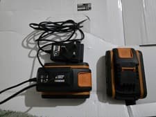 Image of WORX Powershare Battery Charger With 2x Batterys 20v Only Used Once