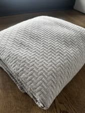 Image of Andaz Throw In Silver By Bedeck Of Belfast - Luxury Cotton Percale Was £250
