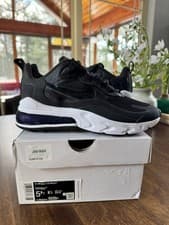 Image of NIKE Air Max 270 React Women's Running Shoes (Size 5.5) Black White CJ0619-002