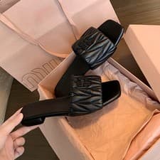 Image of Women's Sheepskin Version Slippers:Ruched Square-Toe Slide Style Summer Outdoor