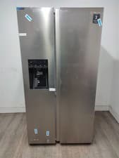 Image of Hisense RS694N4TIE Fridge Freezer American 562l Total No Frost [ID2111104505]