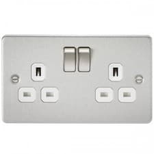 Image of FLAT PLATE 13A 2G DP SWITCHED SOCKET - POLISHED CHROME WITH WHITE INSERT
