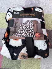 Image of Hallow Scream Halloween Cute Ghost & Pumpkin Super Soft Print Throw Blanket