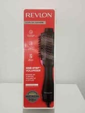Image of Revlon One-Step Hair Dryer And Volumiser Brush Classic Edition