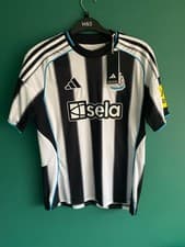 Image of Newcastle Utd Home 2025 Football Shirt - UK Size 13-14 Years - RRP £59.99 - B4
