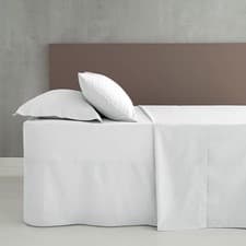 Image of Catherine Lansfield Easy Iron Percale Fitted Sheet