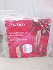 Image of Shiseido Essential Energy Hydration Cream 1.7 Oz Ultimune Serum 3-Pc Gift Set