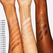 Image of MAC Studio Fix 24-Hour Smooth Wear Concealer 7ml (Various Shades)~Clearance SALE