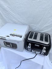 Image of Breville VTT786 Curve 4 Slice Toaster Black / Chrome
