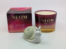 Image of NEOM Wellbeing Limited Edition Christmas Wish Scented 3 Wick Candle 420 g