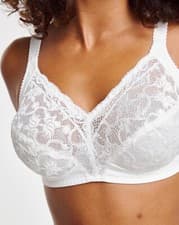 Image of Triumph Delicate Doreen N Bra White Size 38D Non Wired Soft Cup Support Lace New