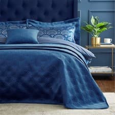 Image of Catherine Lansfield Mens Deco Pearl Quilted Bedspread