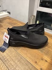Image of Skechers Go Walk Arch Fit Ladies Trainers Uk 4.5