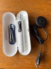 Image of Oral B iO Series 7 Electric Toothbrush White