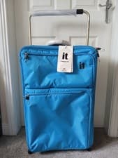 Image of IT LUGGAGE WORLD'S LIGHTEST MEDIUM WIDE HANDLE SUITCASE, 63L 2.2Kg 33638-HK NEW.