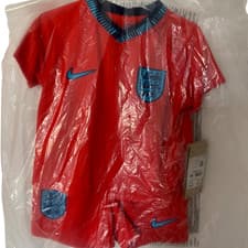 Image of Infent Unisex Nike England Red And Blue Baby Kit Bb31 For 9 - 12 month