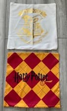 Image of HARRY POTTER 2 SET OF CUSHION COVERS..SIZE 45X45 CM..BRAND NEW..HOGWARTS
