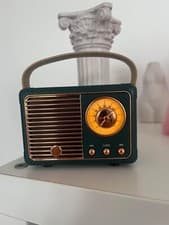 Image of Retro Bluetooth Speaker, AUX Audio - UK SELLER