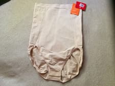 Image of SPANX sz M   Soft Nude Oncore Sculpt High-Waisted Brief Style SS1815 NWT