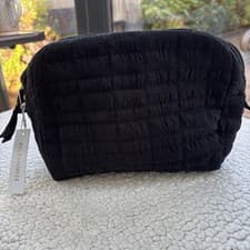 Image of BNWT New Accessorize Black Quilted Make-Up / Wash / Sponge Bag - 22x19x10cm