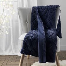 Image of Catherine Lansfield Cosy Diamond Geometric Tuffted Throw