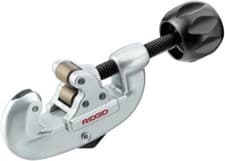 Image of RIDGID Tubing Cutter 32915 Model 10 Screw Feed Heavy-Duty Wheel 3-25 mm Capacity