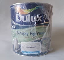 Image of Dulux Simply Refresh One Coat Matt Emulsion Paint Size 2.5l. Brand new. Sealed.