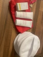 Image of Clarins Gift Set. 5 Pieces. Huile Tonic.body Scrub And Body Lotion. 2 Bags
