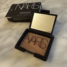 Image of New w defects NARS LAGUNA Bronzing Pressed Powder LAGUNA 0.08oz 2.5g damaged