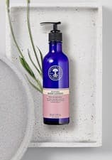 Image of Neal's Yard Remedies Aromatic Body Lotion 200ml BBE 01/2027