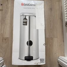 Image of BRABANTIA 30L NEWCON PEDAL BIN BLACK
