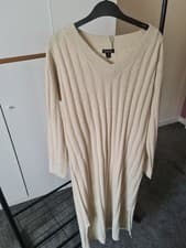 Image of Boohoo Size 12 Long Jumper Dress Cream. New with Tags