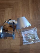 Image of wall mounted adjustable 40w spot light
