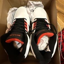 Image of SHAQ Mens Bankshot Basketball Trainers - White/Black/Red / UK8 EU42